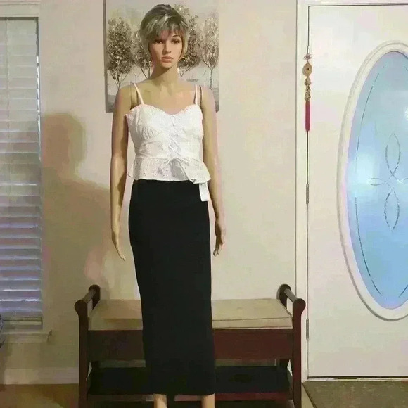 Nwt: Wild Fable White Eyelet Lace Embroidery  Size: S - Picture 3 of 3